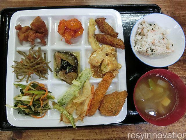 温泉亭１７　バイキング料理